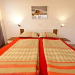 Villa Luka With Private Pool Near Pula