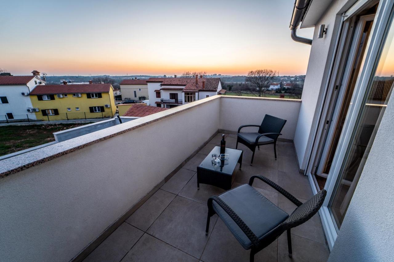 Villa Luka With Private Pool Near Pola